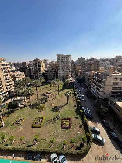 Apartment for sale land, golf 200 m eighth floor facade view garden 3 rooms 2 bathrooms reception kitchen