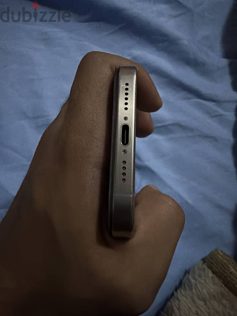 Apple - iPhone 15 Pro Max 4