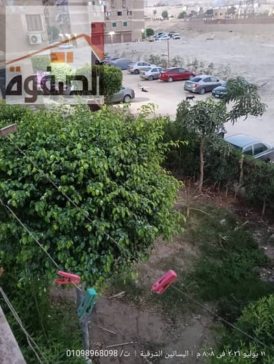 شقة ايجار جديد ابراج صقر قريش موقع راقى وهادء وقريب للدائرى والاوتوستراد