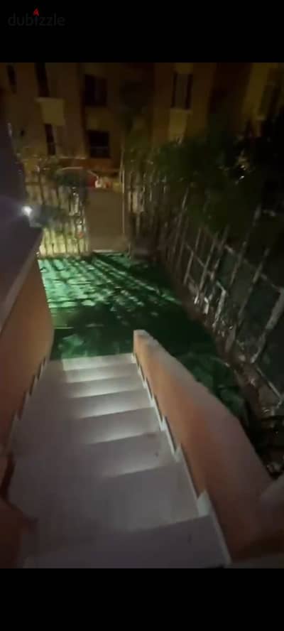 Ground floor apartment with garden for rent in Compound Degla Palms New October