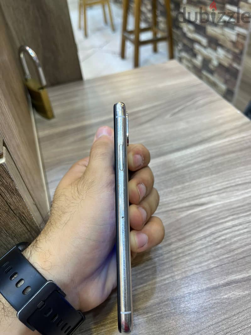 Apple - iPhone X 2