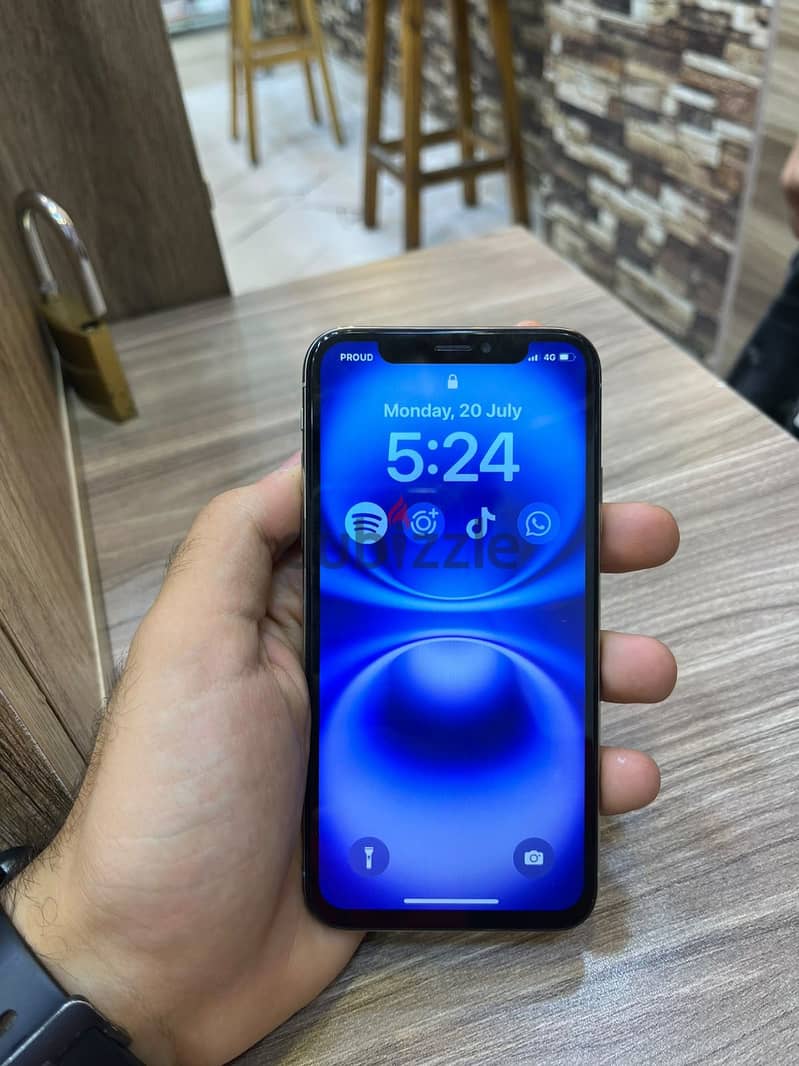 Apple - iPhone X 3