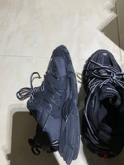 Balenciaga trick