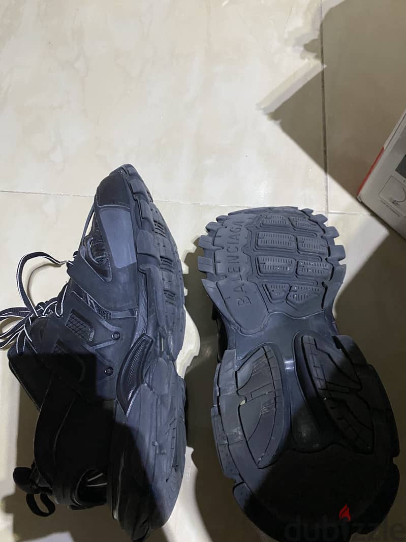 Balenciaga trick 1