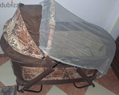 سرير اطفال