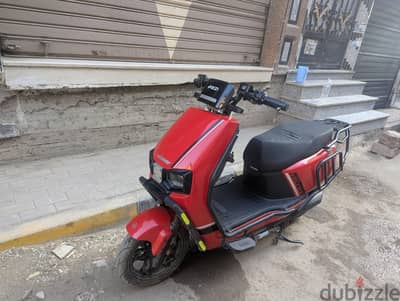 اسكوتر كيواي 2000 w