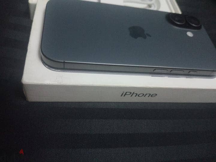 Apple - iPhone 17 2