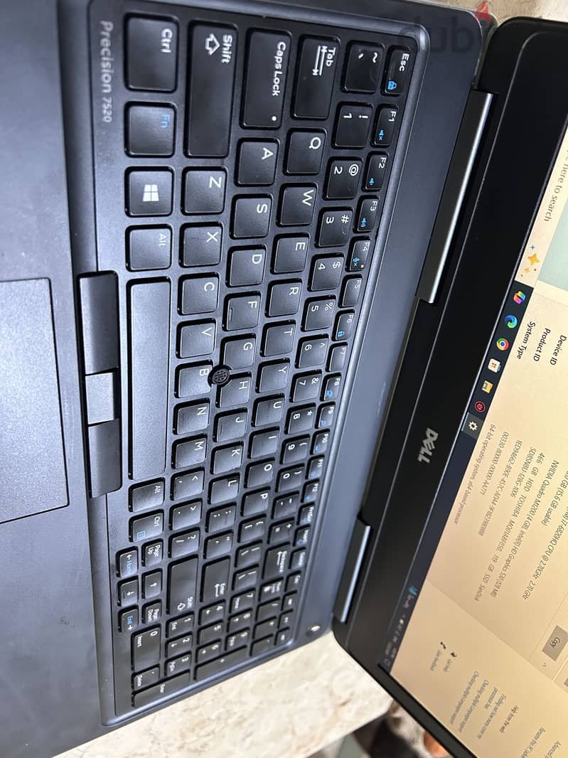 Dell Precision 7520 1