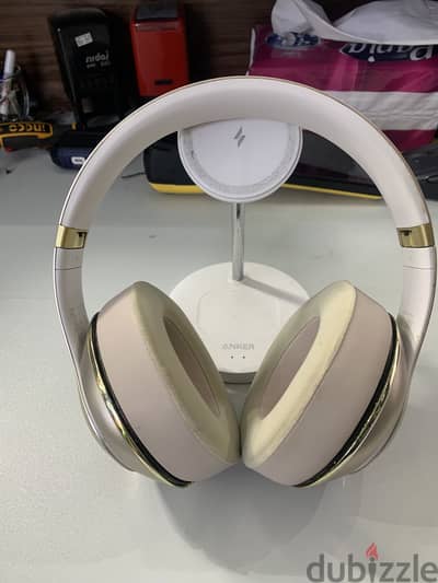 Beats Studio 2 wireless