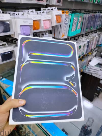 iPad Pro m5 13 inch 512GB wifi + calluer