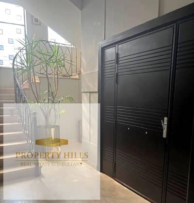 Villa for sale at a reduced price for a limited time, ready for viewing, opposite Hyde Park, with installments up to 10 years.