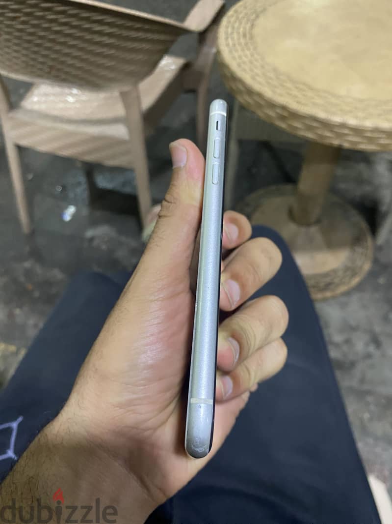 Apple - iPhone 11 5