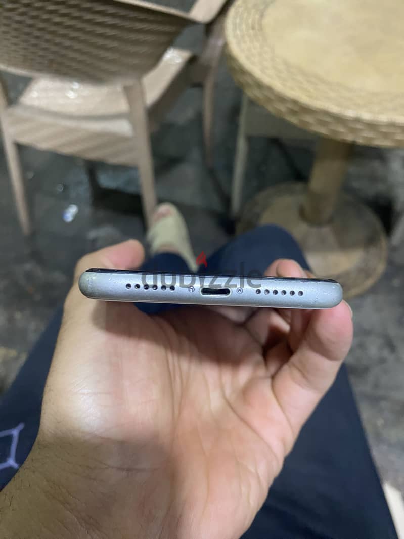 Apple - iPhone 11 6