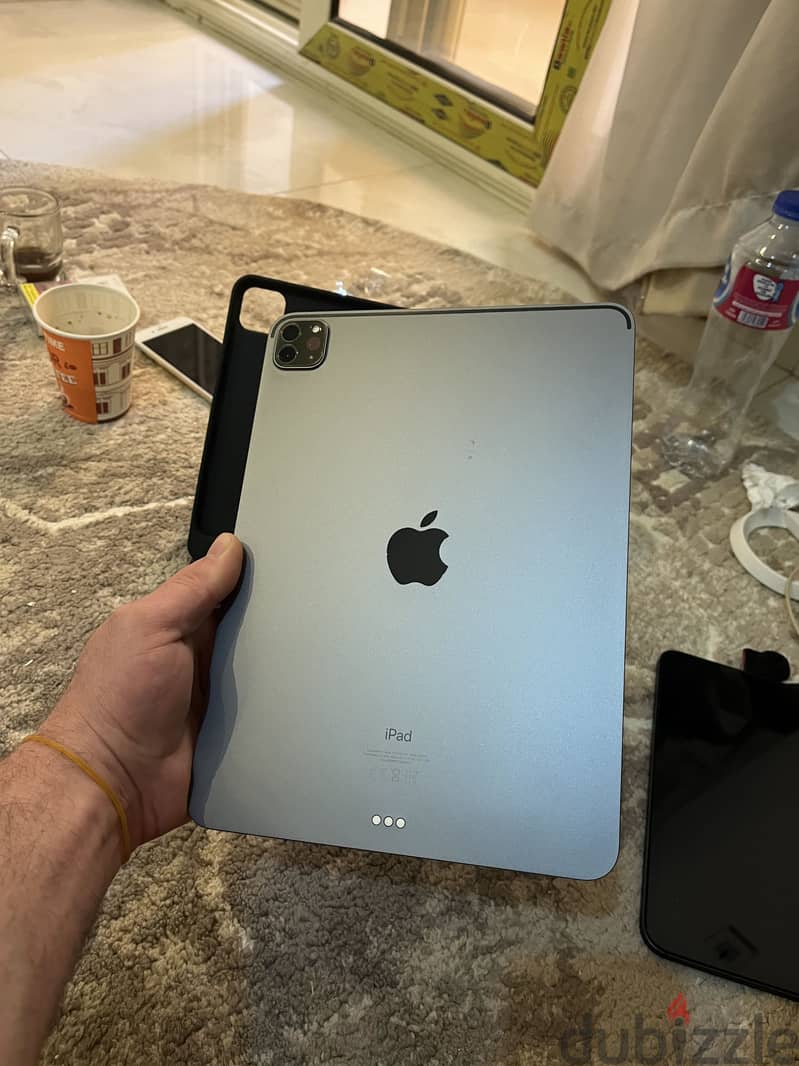 IPad  11 pro  128 M1 1