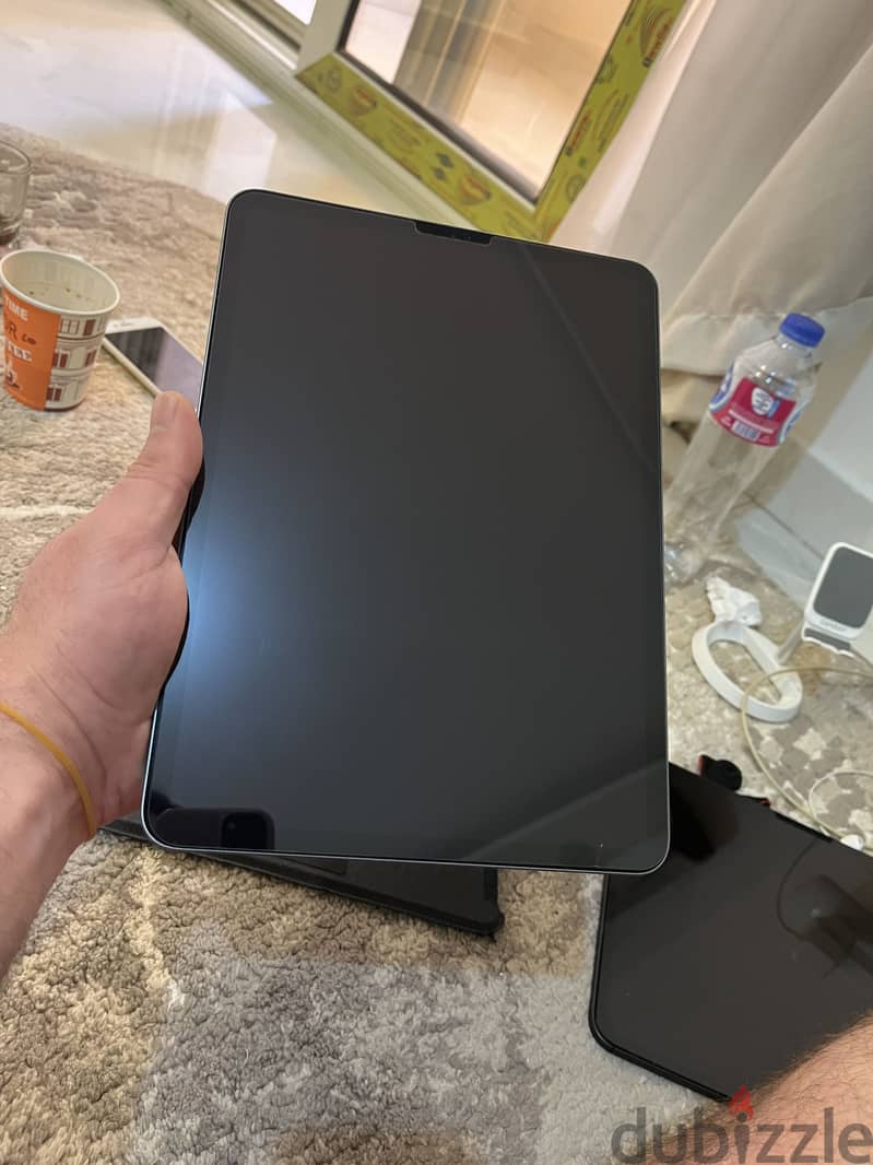 IPad  11 pro  128 M1 6