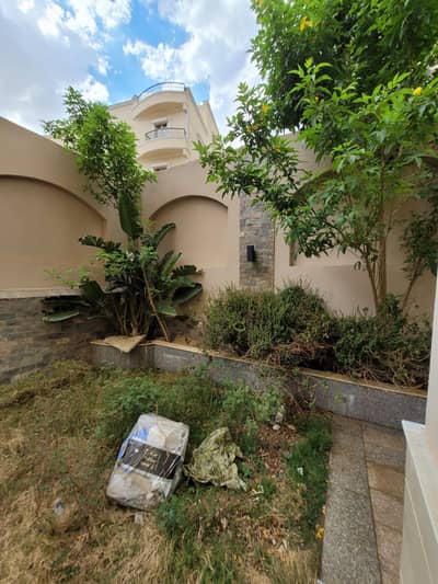 350m² duplex for sale in the 8th District ultra-modern finishing prime location and a wonderful view.