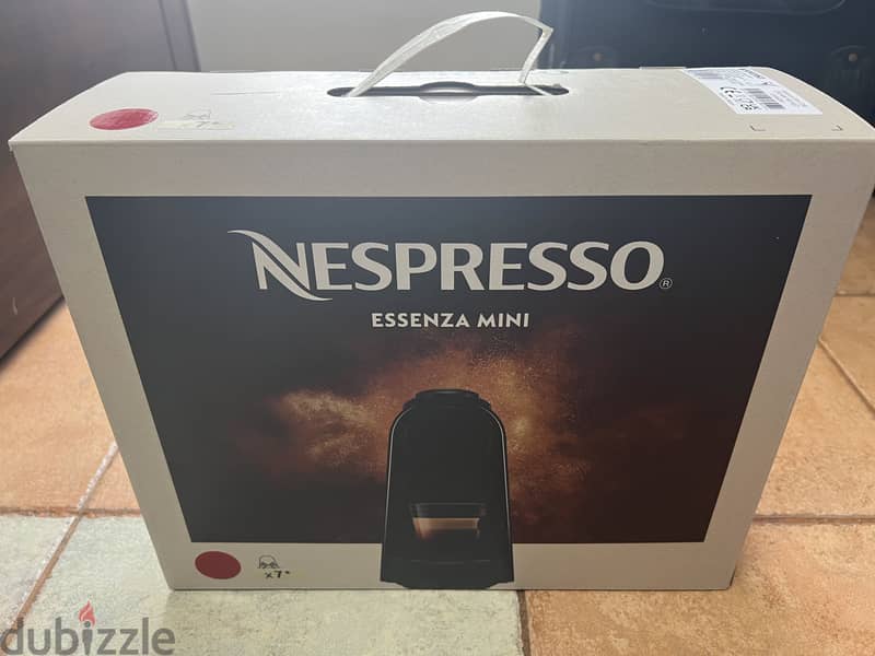 Neapresso Essenza Mini red colour 3