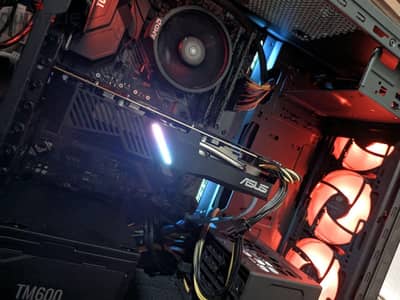 pc gaming with monitor curved 144Hz