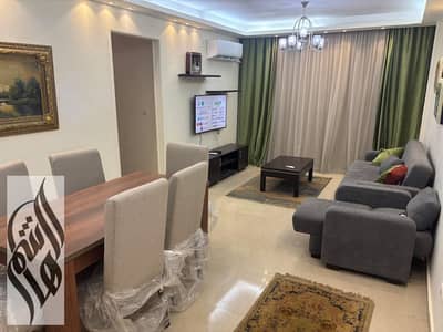 First rental furnished apartment, 96 sqm, 2 bedrooms, 2 bathrooms, garden view, premium finishes, close to the club and services, move-in ready.