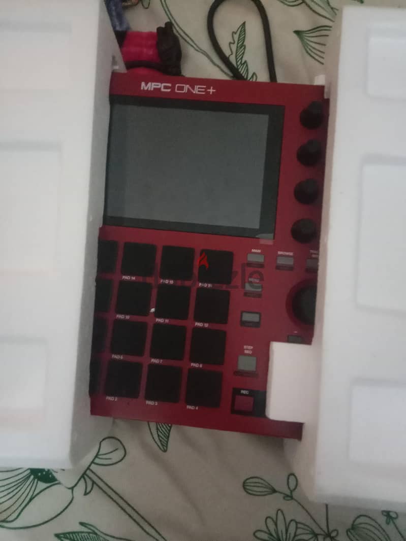 akai mpc one plus new 4