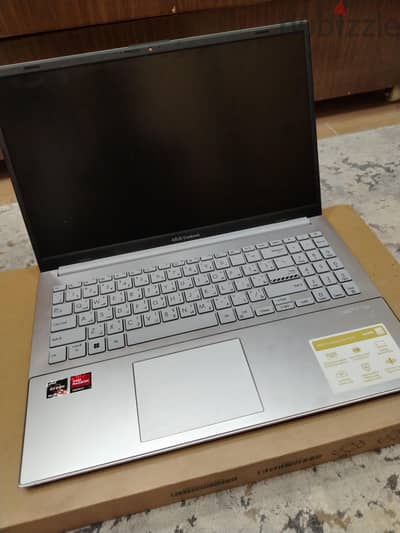 ASUS Vivobook Go 15 Ryzen 5 7520U | 8GB RAM | 512GB SSD