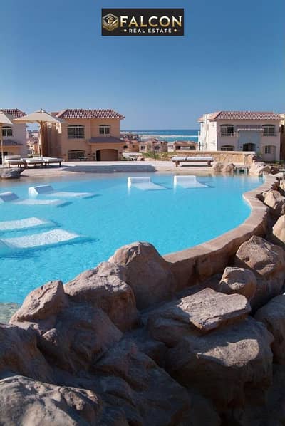 جاهز للمعاينة Sea View  مفتوح  من على مصطبة شاليه 150م تشطيب VIP للبيع في الساحل  دقائق من مراسي وأمواج  وهاسيندا North Coast
