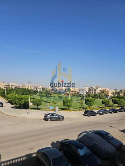 شقة للبيع في جنوب الأكاديمية (ج) – بفيو مفتوح على وايد جاردن