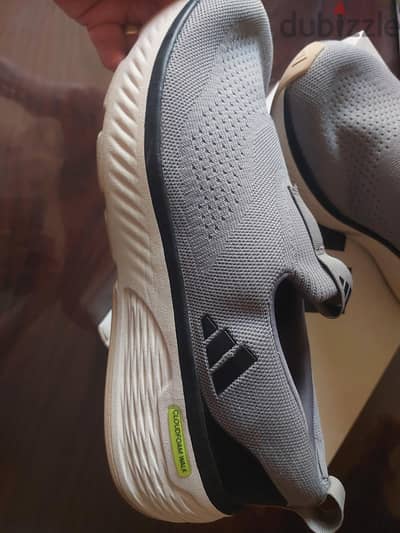 كوتشي اديداس للبيع adidas