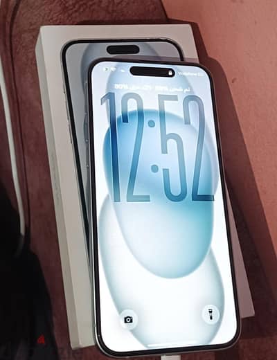 آبل - آيفون 15 بلس