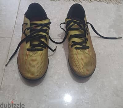 جذمه اديداس اصلي كوره