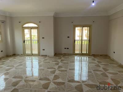 Apartment for rent unfurnished in a prime location in the First Settlement near Al-Andalus International School, area 170 m consisting of 3 rooms including a master bedroom - 3 bathrooms - reception - m