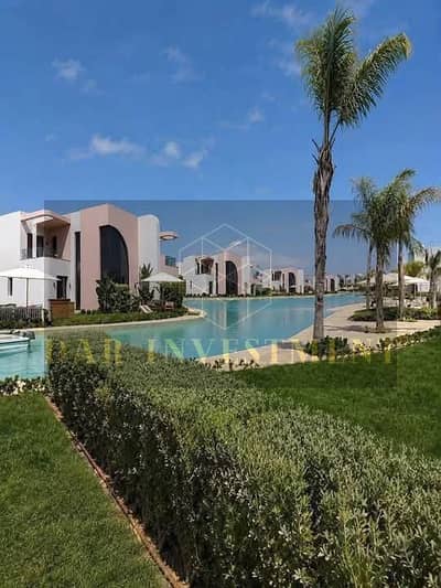 تاون هاوس كورنر (Loft) للبيع فيو على Lagoon دايركت 3 غرف 138م بحري استلام فوري  فى جون سوديك راس الحكمه الساحل June Sodic North Coast