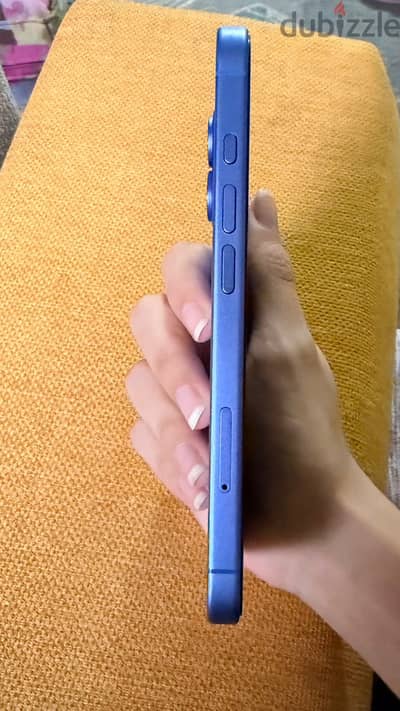 آبل - آيفون 16