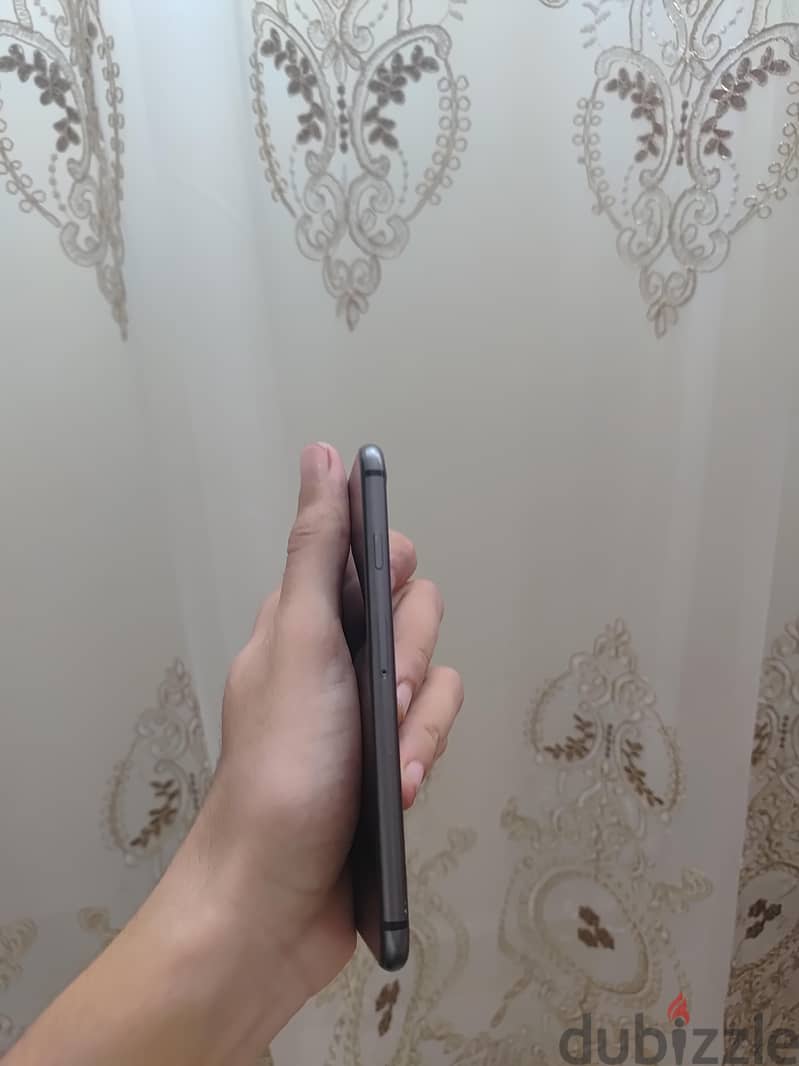 iPhone 8 5