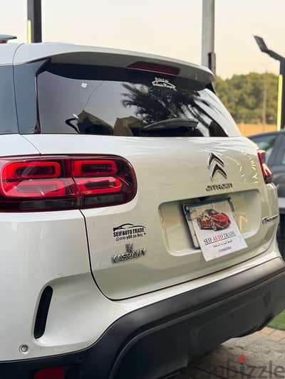 Citroen C5 2022 فابريكة بالكامل بمقدم ٣٠٠ ألف