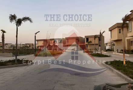 Town house Corner in Badya Early Delivery 2bed+Nany room less than company's price 1,5M For sale  with installment