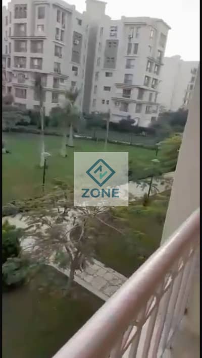 Apartment for rent in B2, 3 bedrooms, 3 bathrooms, 211 square meters