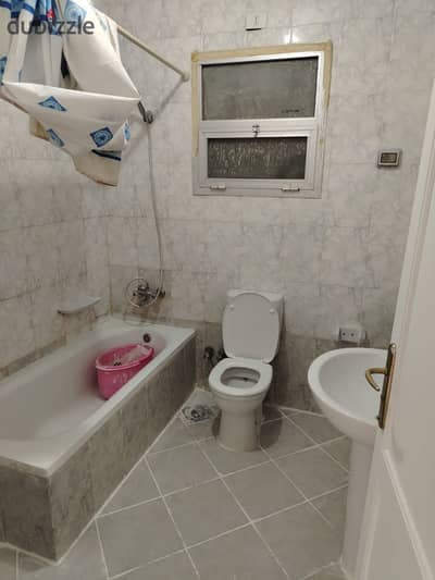 Cheapest apartment next to services and the Eastern Market