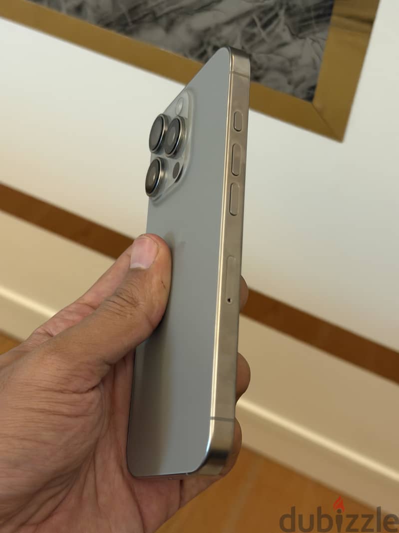 Apple - iPhone 16 Pro 2