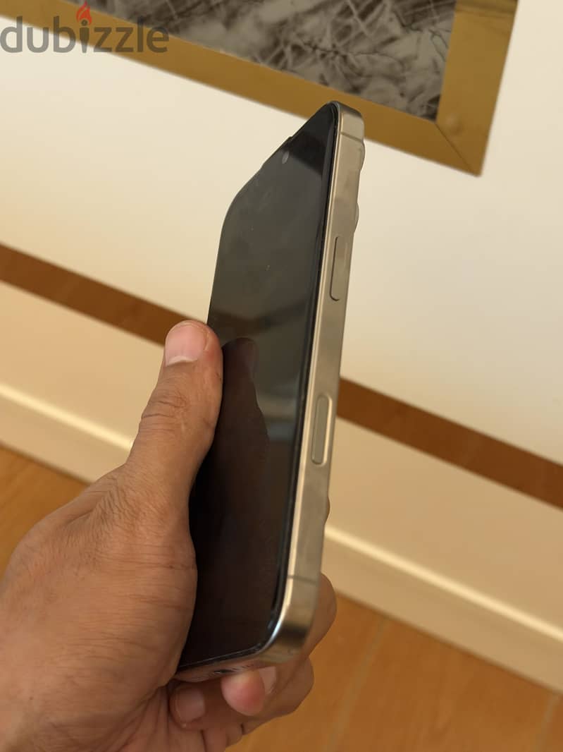 Apple - iPhone 16 Pro 3