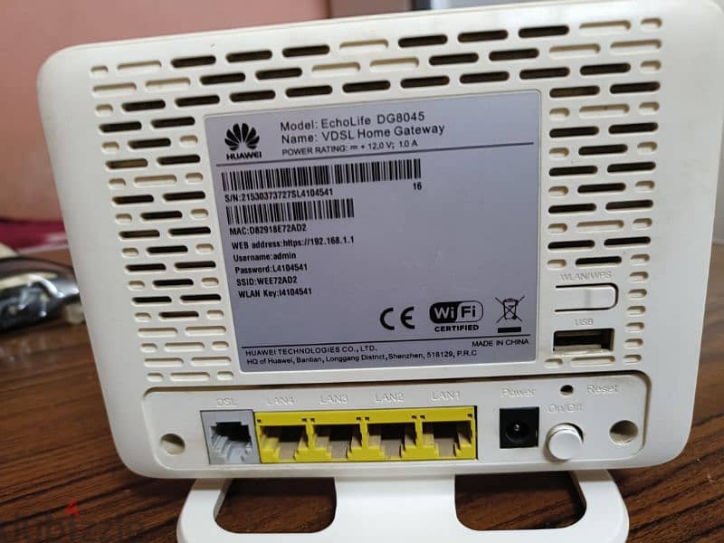we router DG8045 1