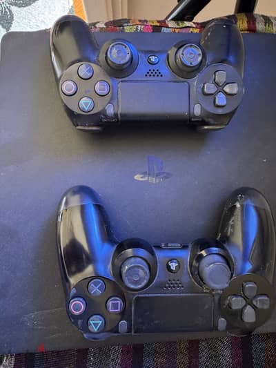 PS4 slim 1 Tb