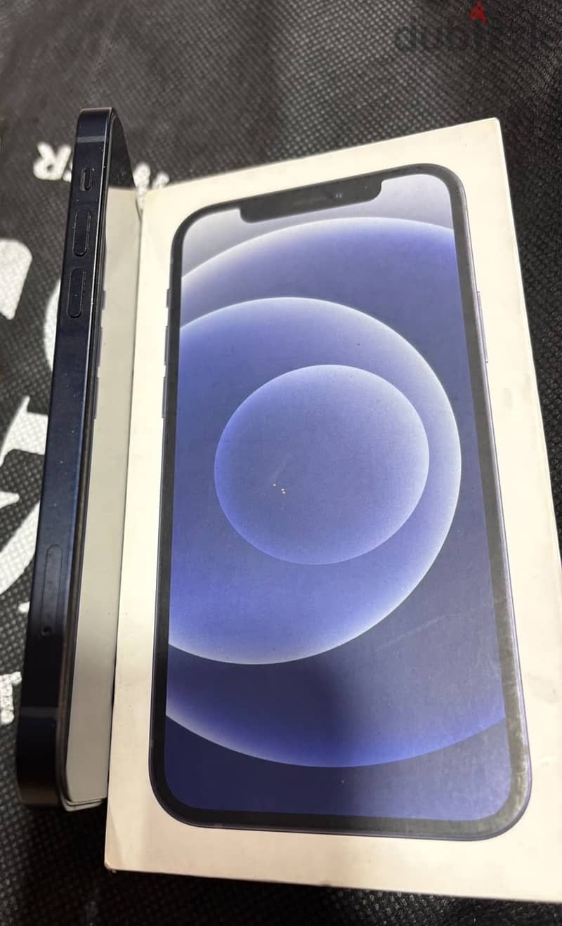 Apple Iphone 12 4