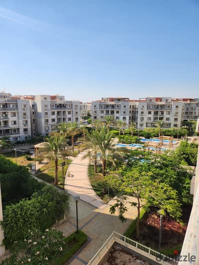 170 apartment for rent, compound Jade in front of Al-Rehab, third floor, elevator, 3 bedrooms, 3 bathrooms, open view