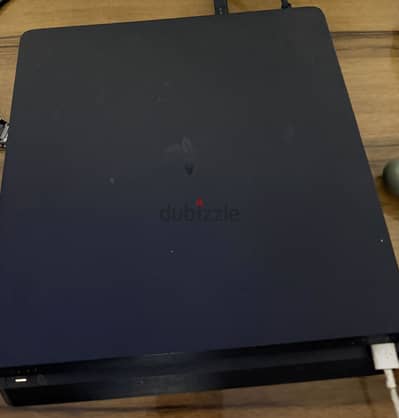 Playstation 4 slim