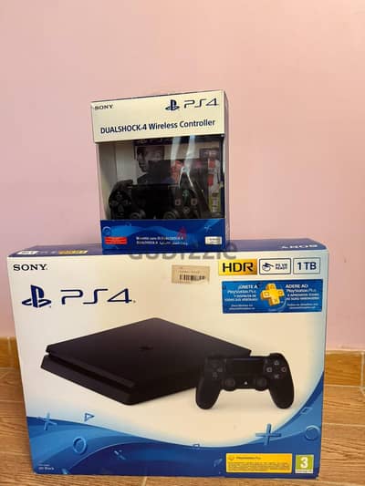 Playstation 4 slim بلايستيشن ٤
