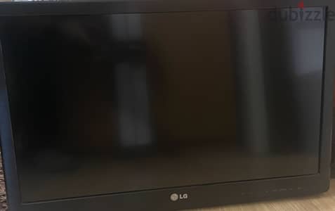 شاشة تلفزيون LG ٢٤