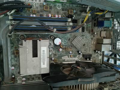 كومبيوتر hp للبيع مع هارد 160جيحا هديه