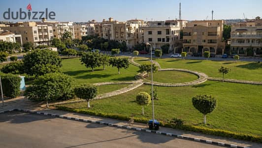 شقة للبيع  فيو مفتوح على حديقة واسعة - البنفسج فيلات التجمع الخامس