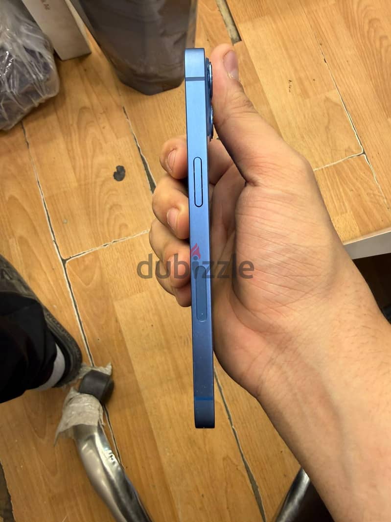 Apple - iPhone 13 2
